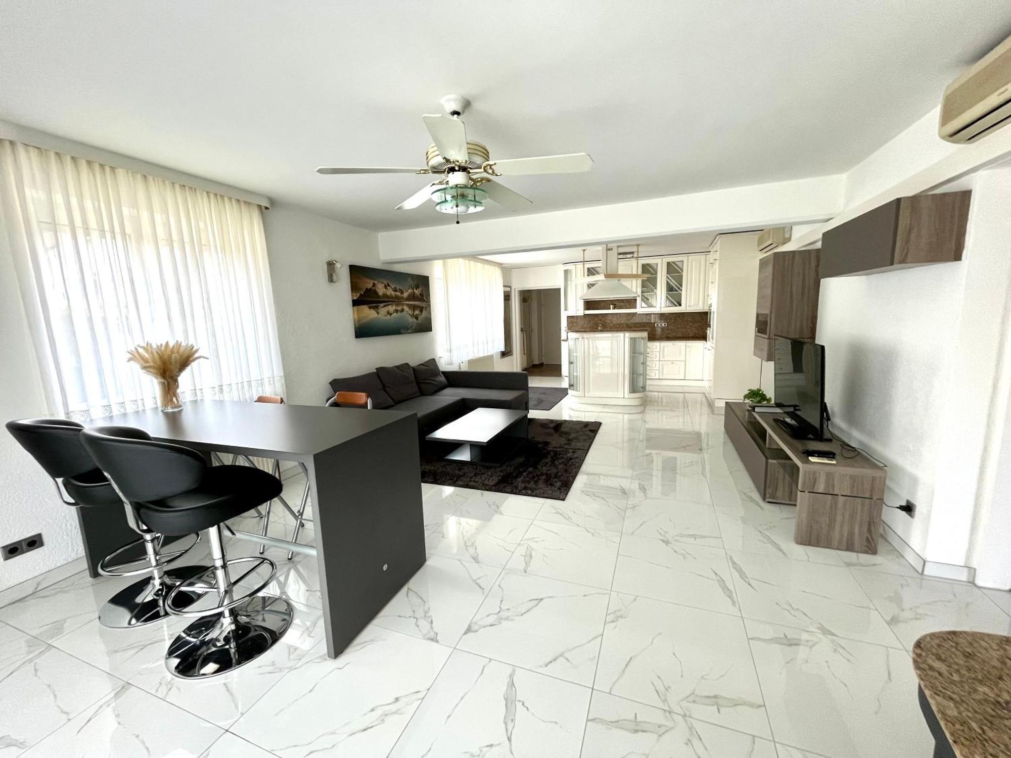 Luxurioeses Apartment Mit Pool Відень Екстер'єр фото