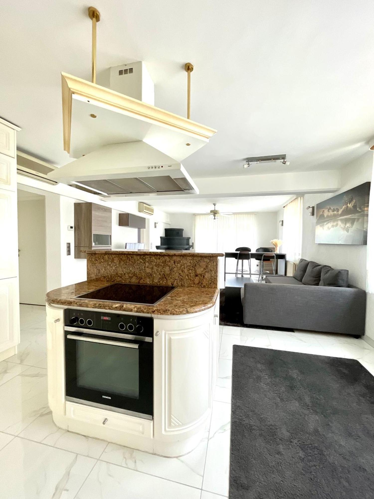 Luxurioeses Apartment Mit Pool Відень Екстер'єр фото